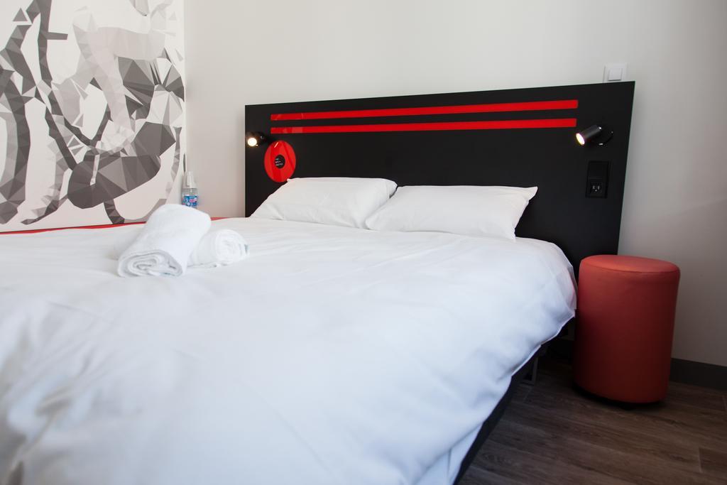 St Christopher'S Budget Hotel Paris - Gare Du Nord מראה חיצוני תמונה